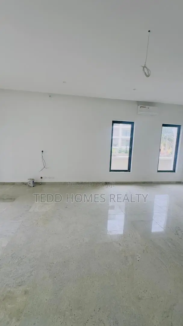 4bdrm Townhouse / Terrace in Old Ikoyi for rent