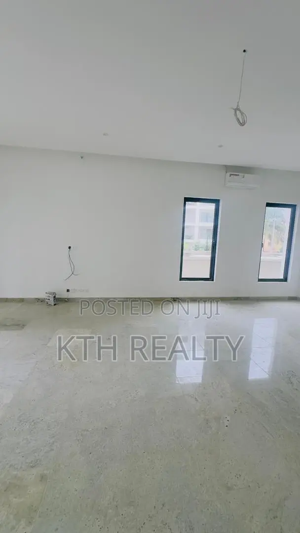 4bdrm Townhouse / Terrace in Old Ikoyi for rent