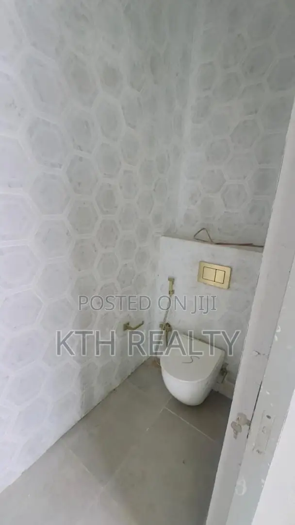 4bdrm Townhouse / Terrace in Old Ikoyi for rent