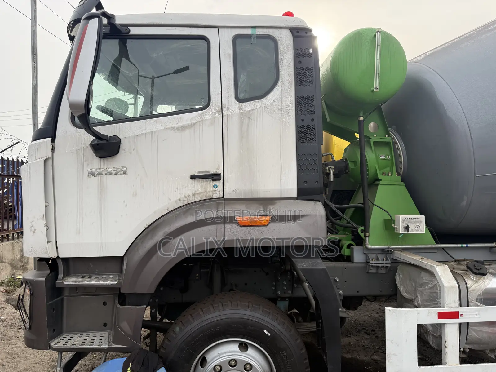Brand New Covid 19 Howo Concrete Mixer 371hp.