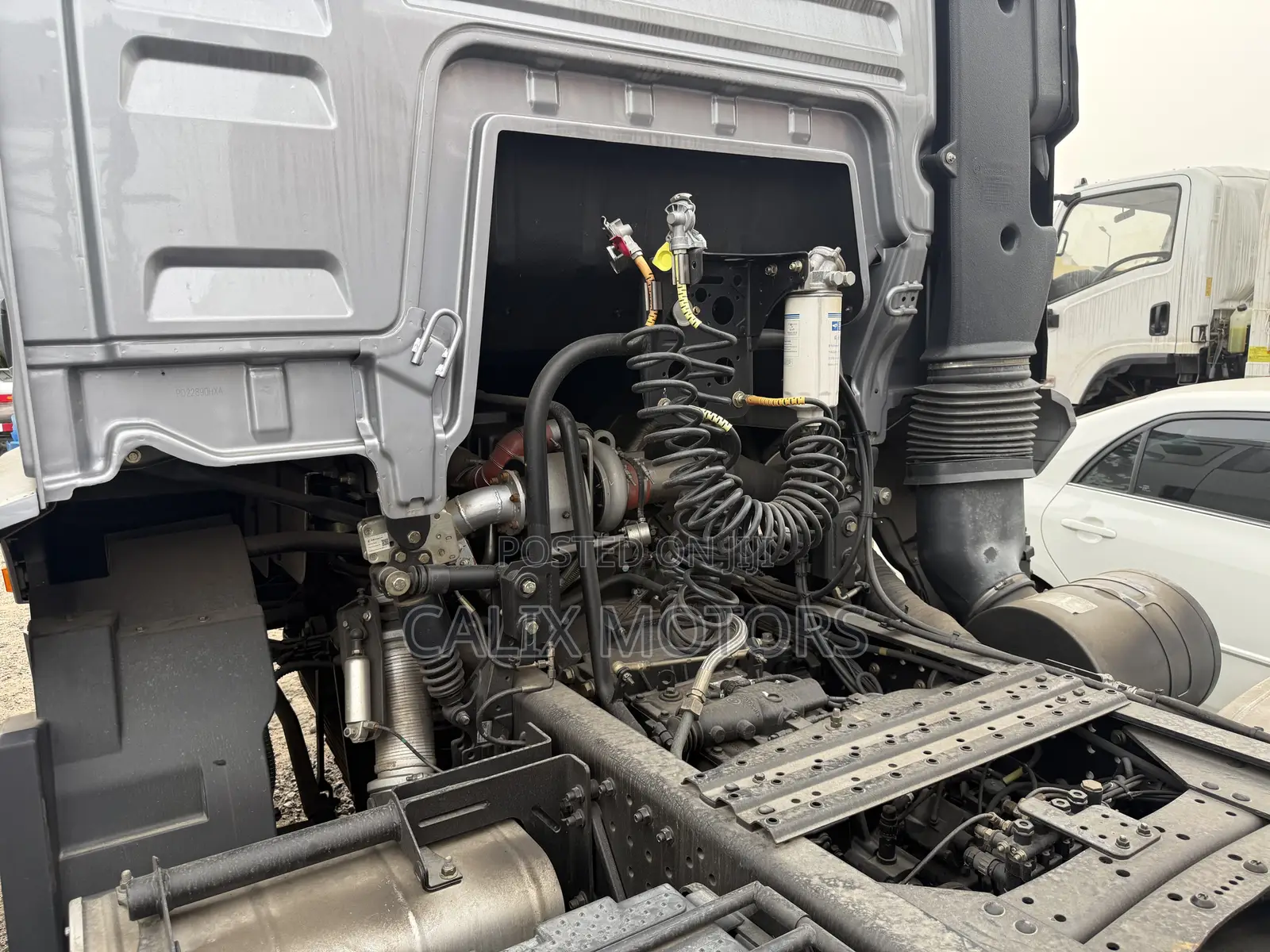 Brand New Sagmoto Tractor Head.