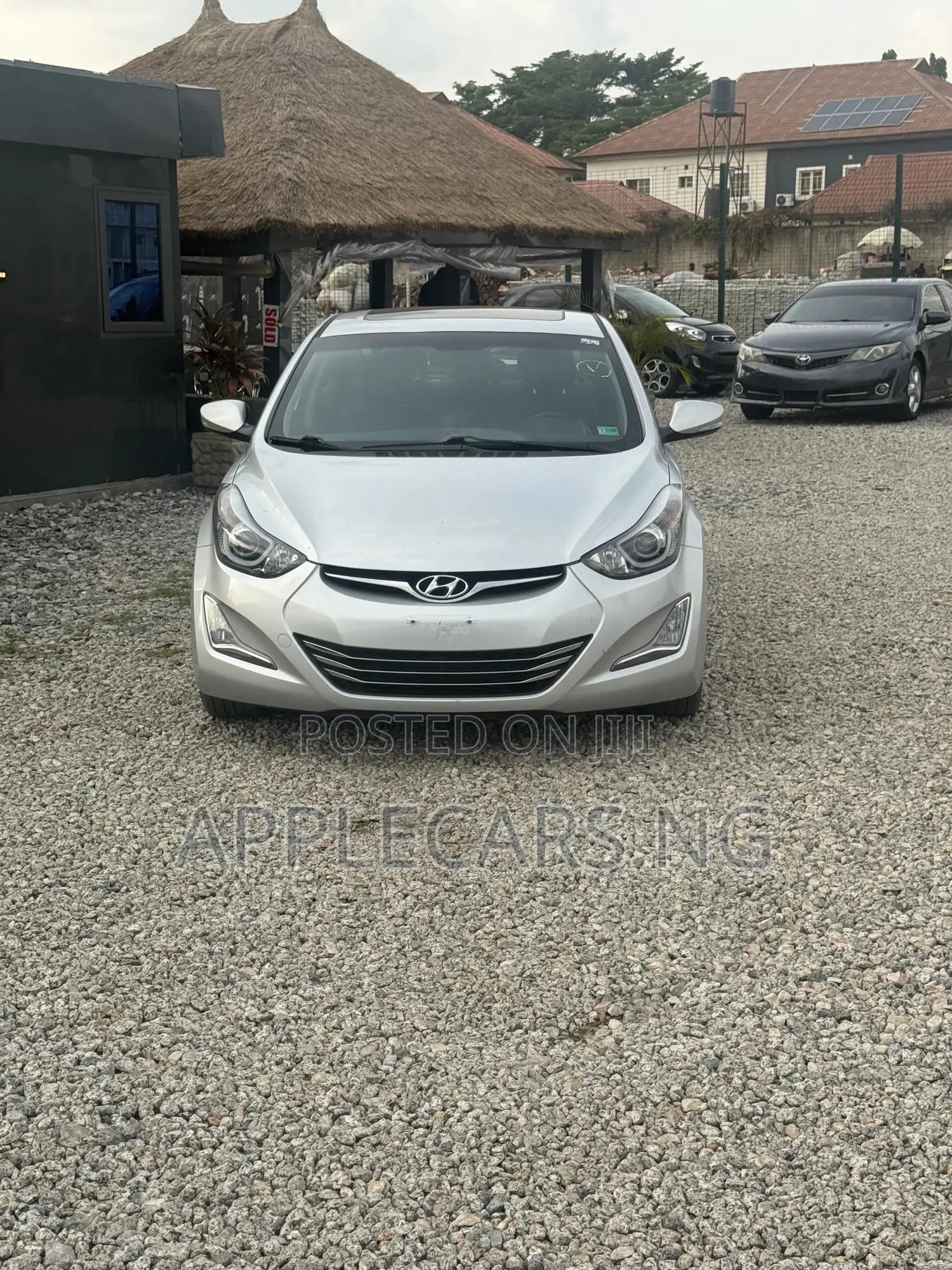 Hyundai Elantra Limited 4dr Sedan (1.8L 4cyl 6A) 2015 Silver
