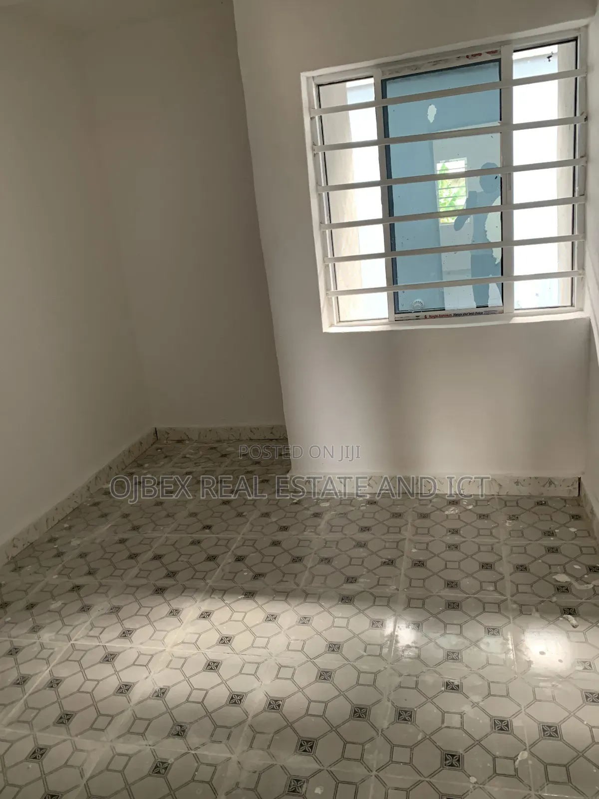 2bdrm Block of Flats in Abijo Gra, Ajah for rent