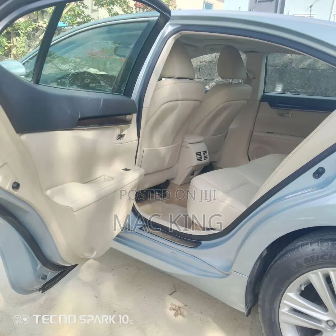Lexus RX 2012 Blue