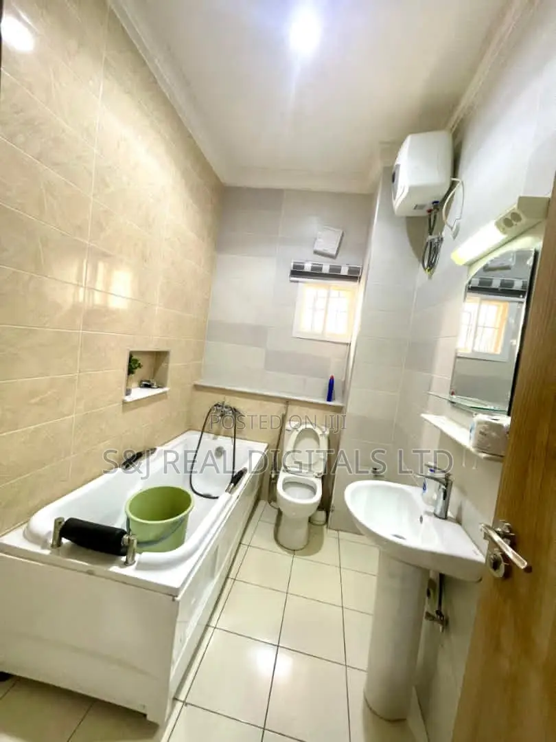 Furnished 3bdrm Apartment in Katampe Extension for rent