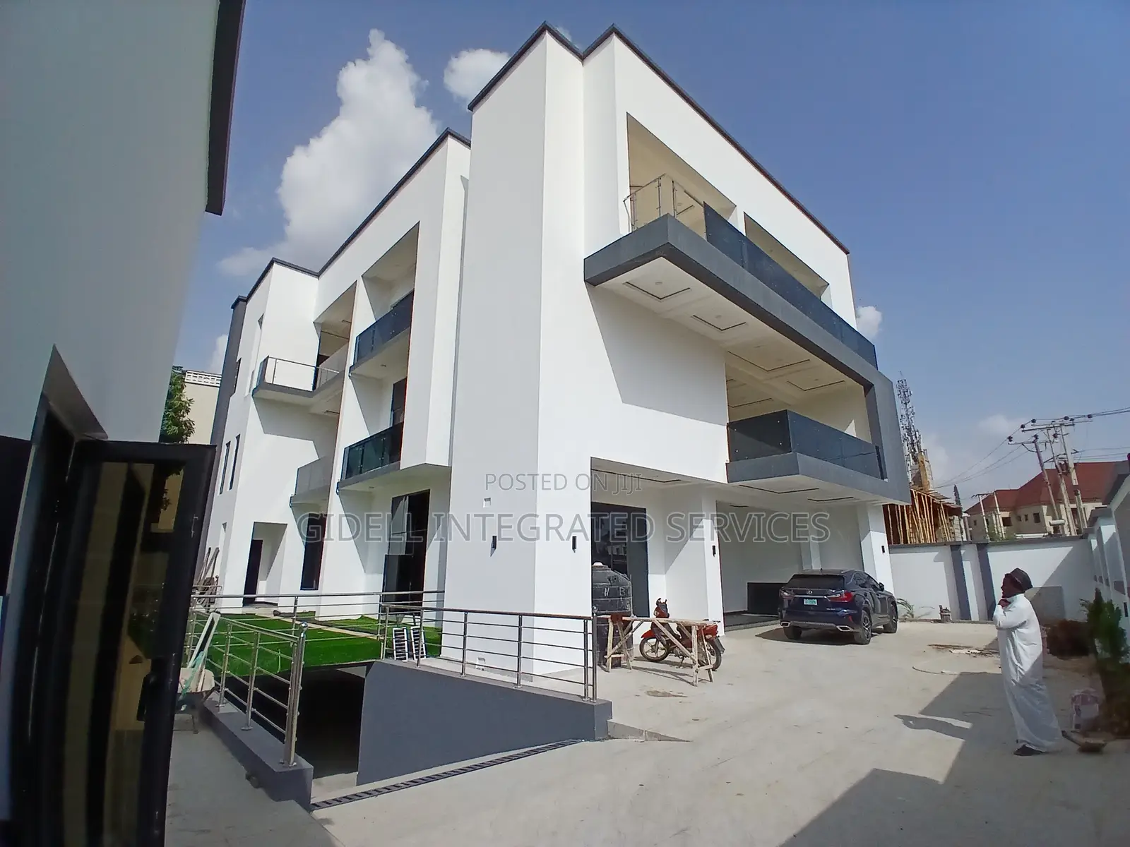 7bdrm Duplex in Kado for sale