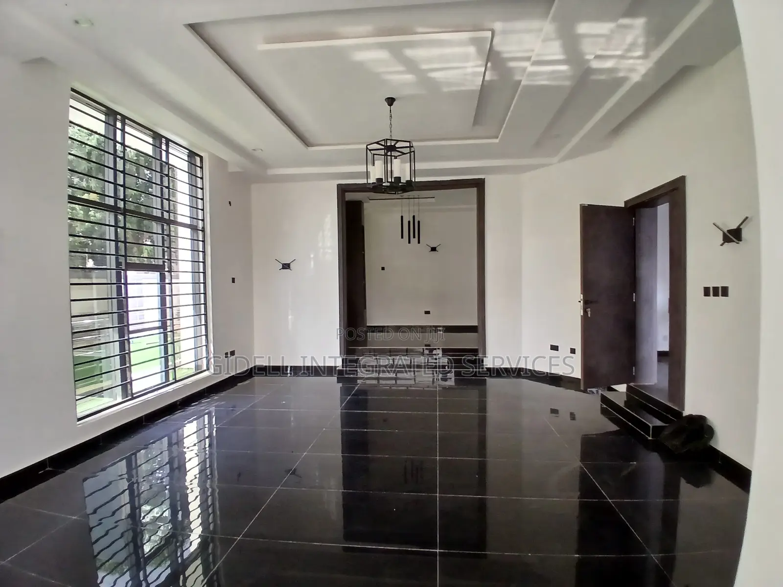 7bdrm Duplex in Kado for sale