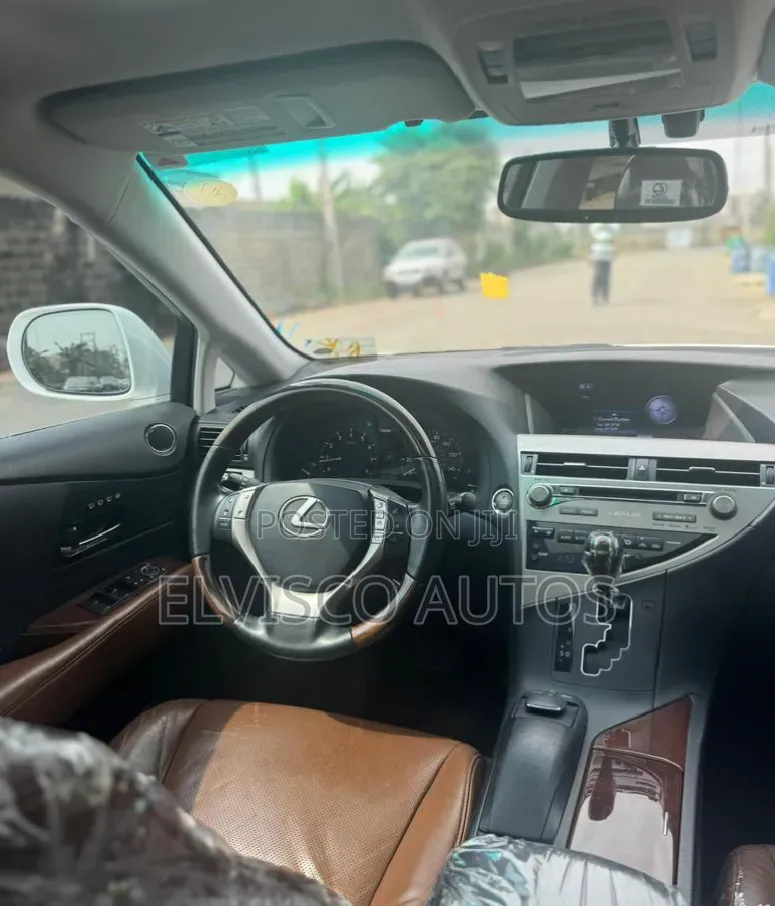 Lexus RX 350 FWD 2013 White