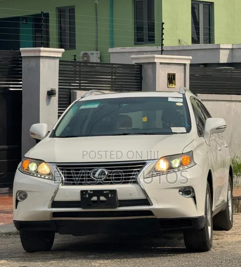 Lexus RX 350 FWD 2013 White