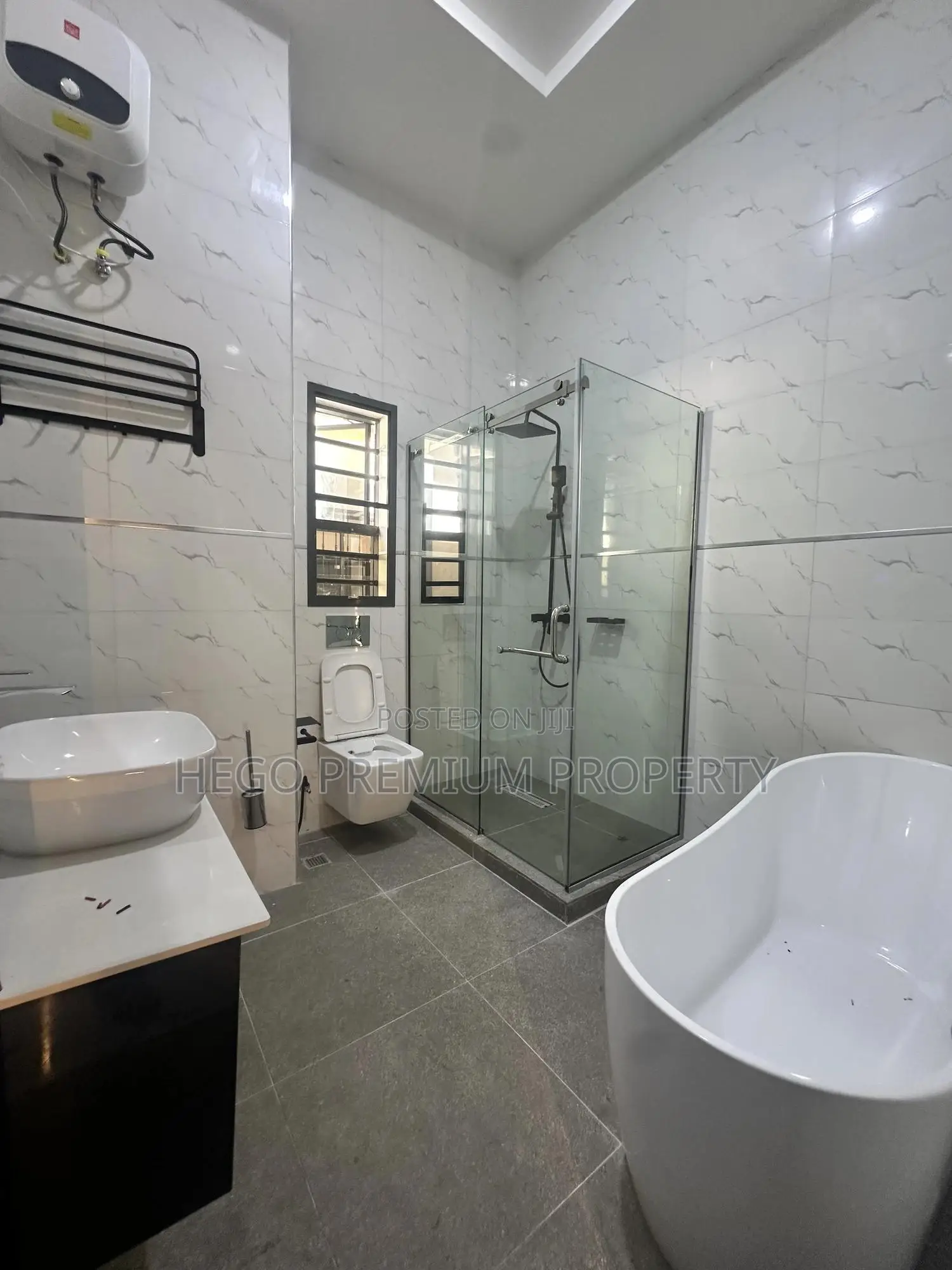 5bdrm House in Shell Cooperative, Eneka for sale