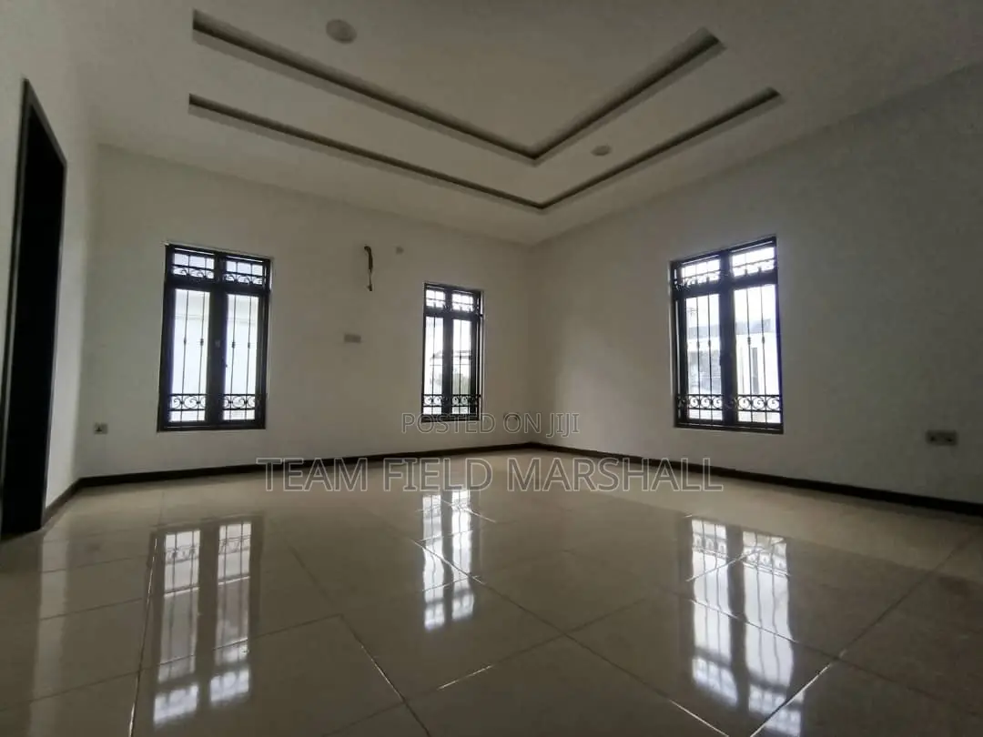 Furnished 5bdrm House in Peace Garden, Sangotedo for sale