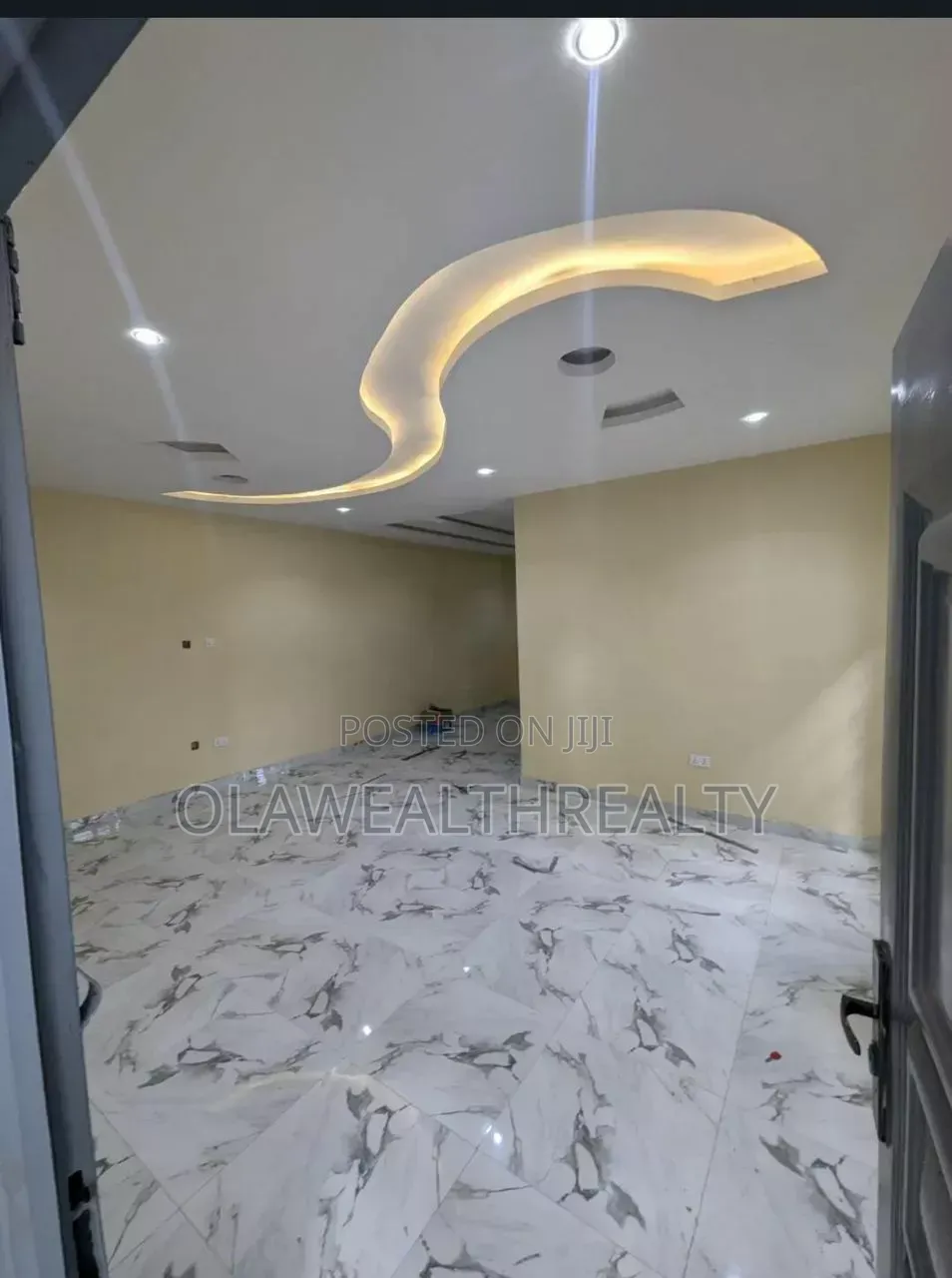 3bdrm Duplex in Oke'Badan Estate, Akobo for rent