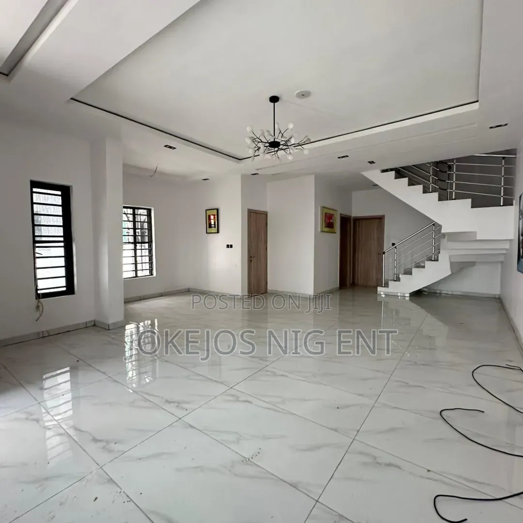 4bdrm Duplex in Ikate for sale