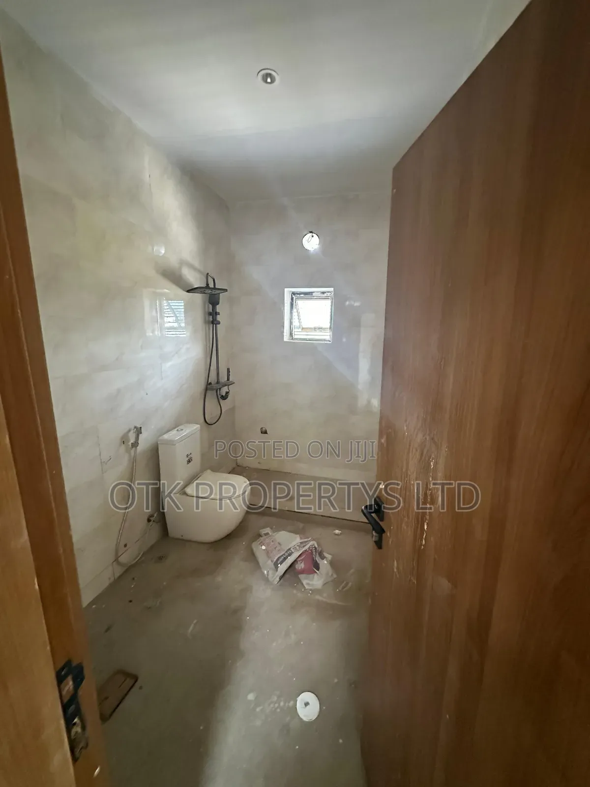 4bdrm Duplex in Katampe Main By Gold for rent