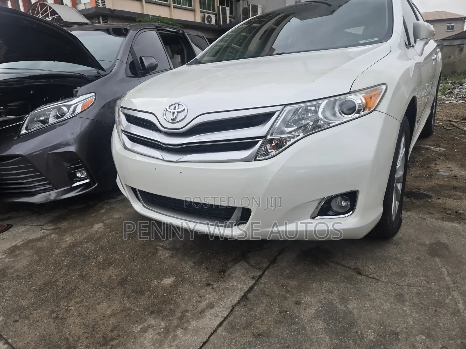 Toyota Venza XLE 2015 White