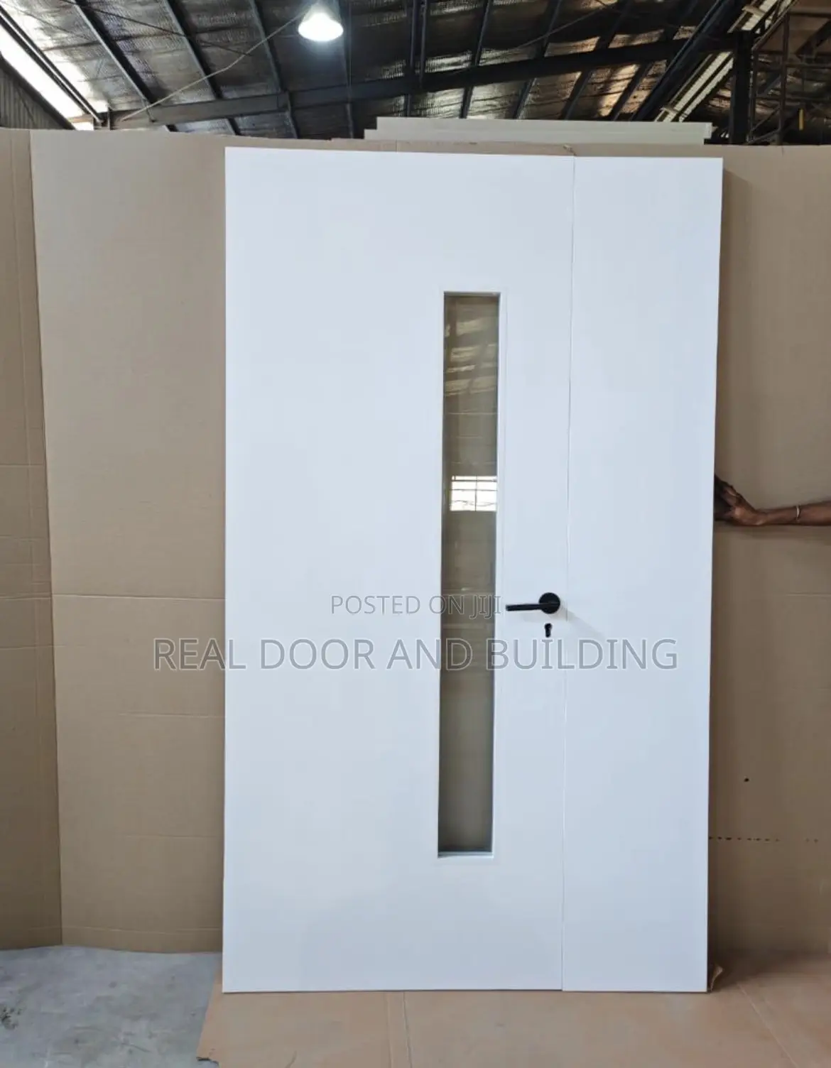 New Offloaded White Wooden With Glass (627lag)