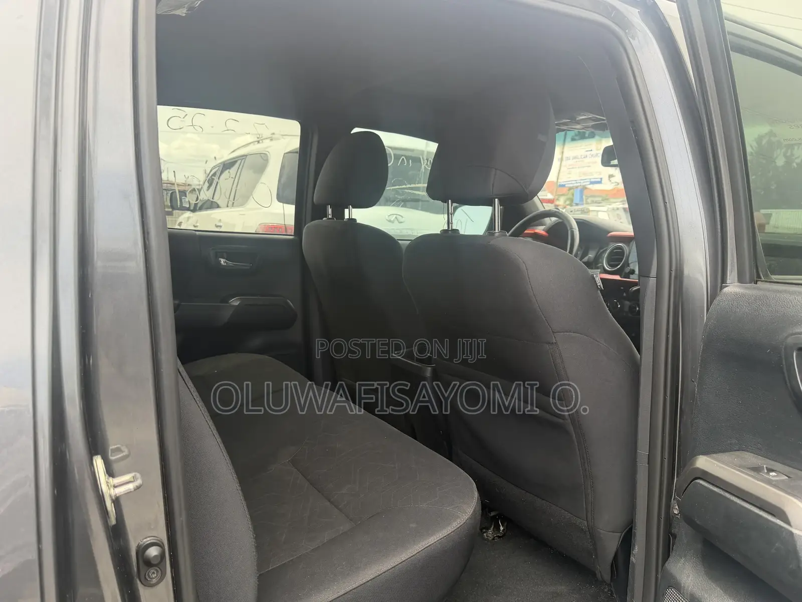Toyota Tacoma SR5 2017 Gray