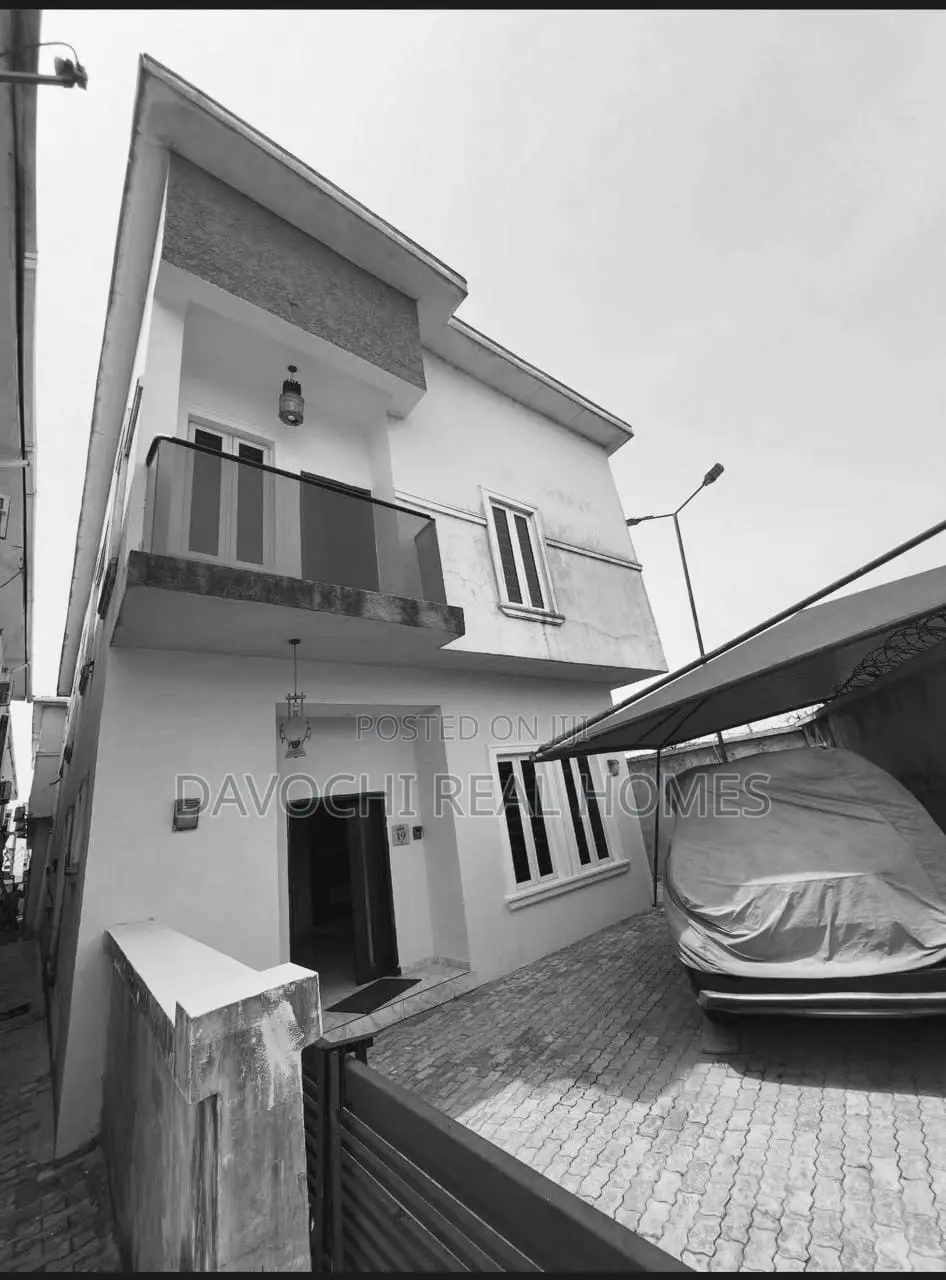 4bdrm Duplex in Royal Pine Estate, Lekki Phase 2 for rent