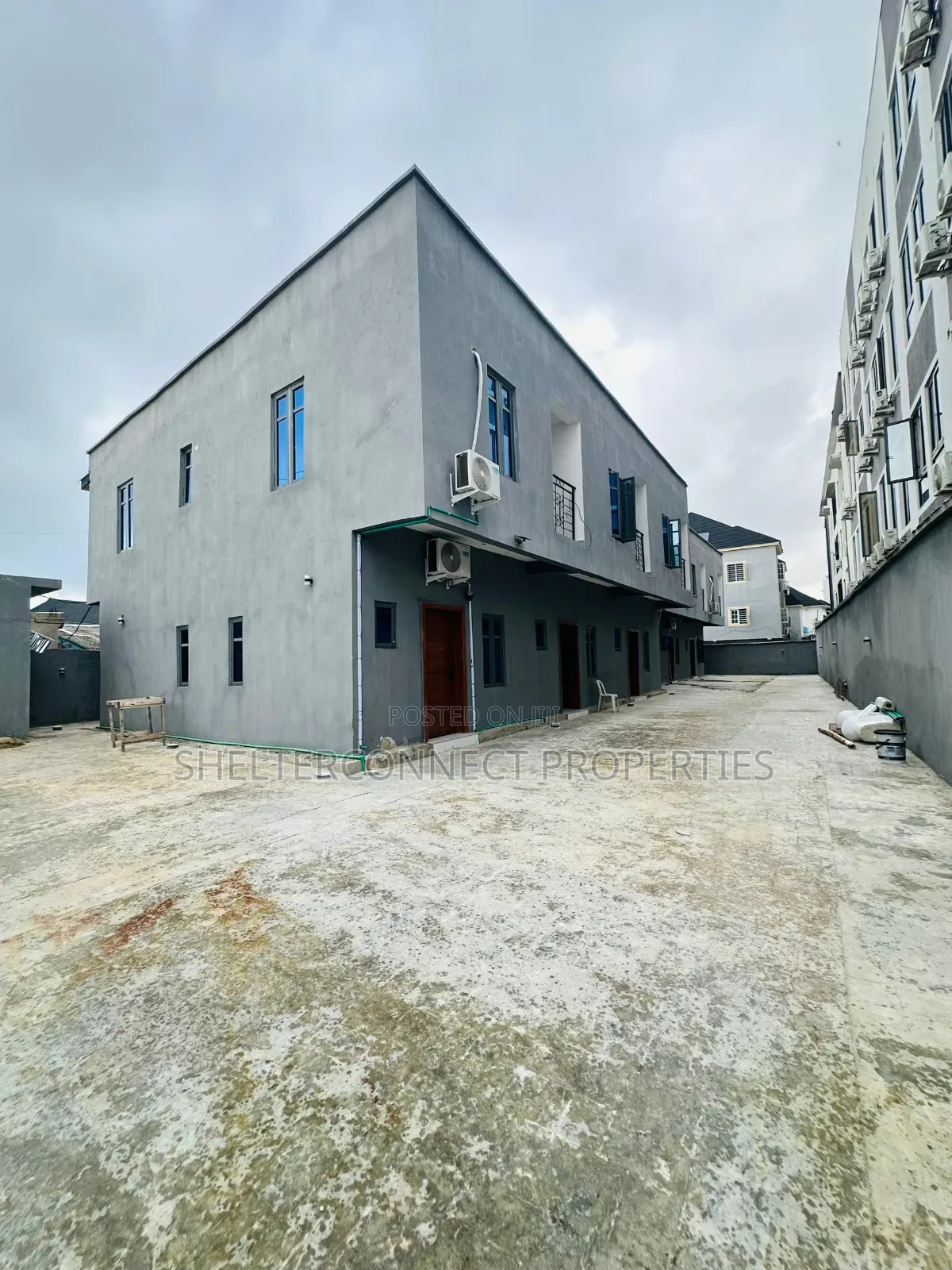 4bdrm Duplex in Ado / Ajah for sale