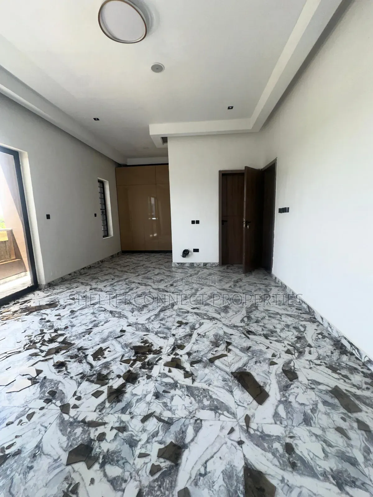 4bdrm Duplex in Ado / Ajah for sale