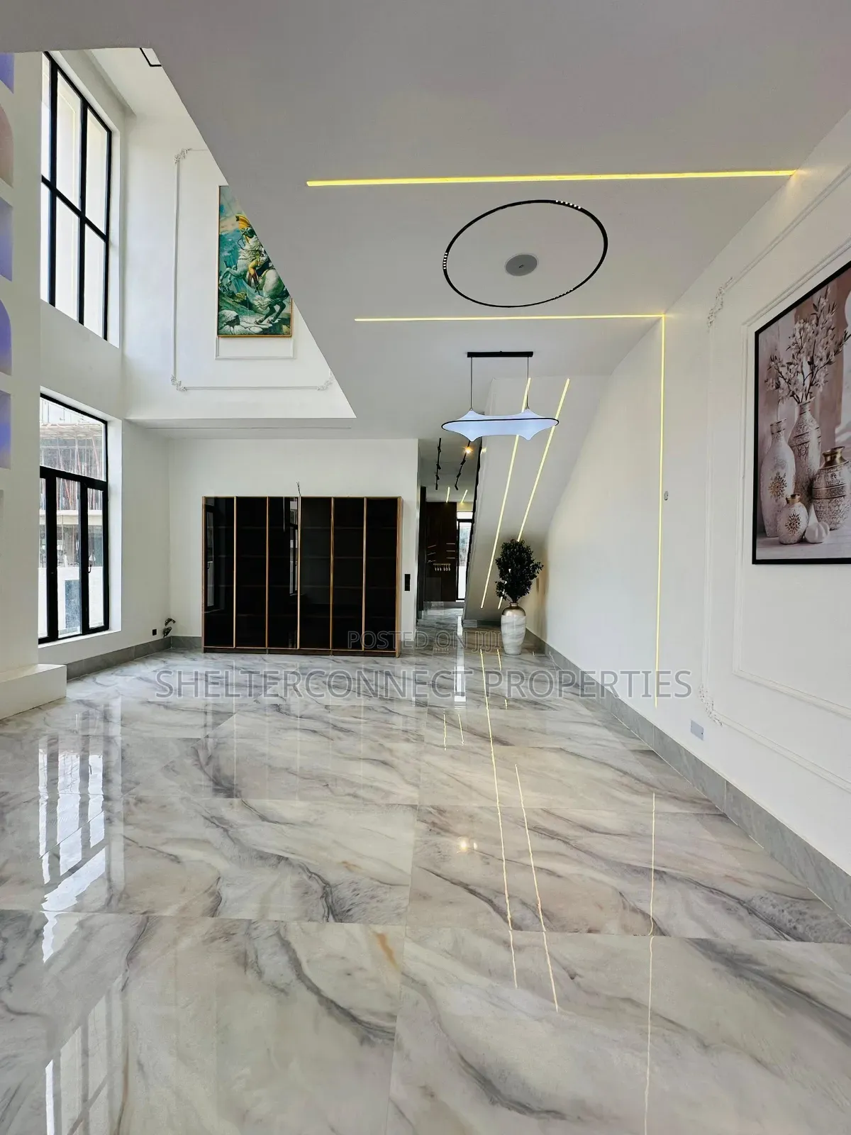 5bdrm Duplex in Lekki Phase 1 for sale