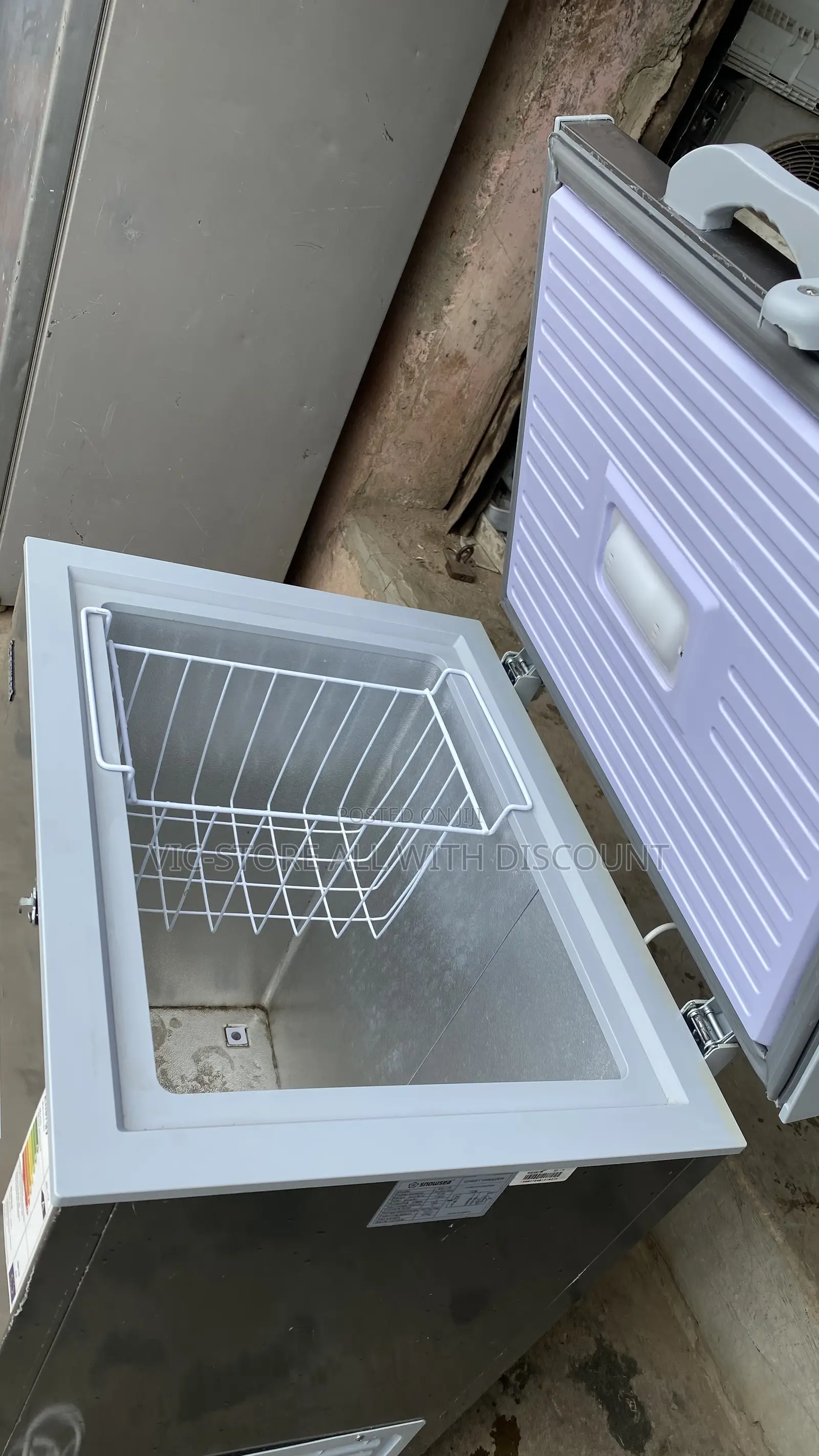 Snowsea Deep Freezer Few Weeks Used Working With Inverter
