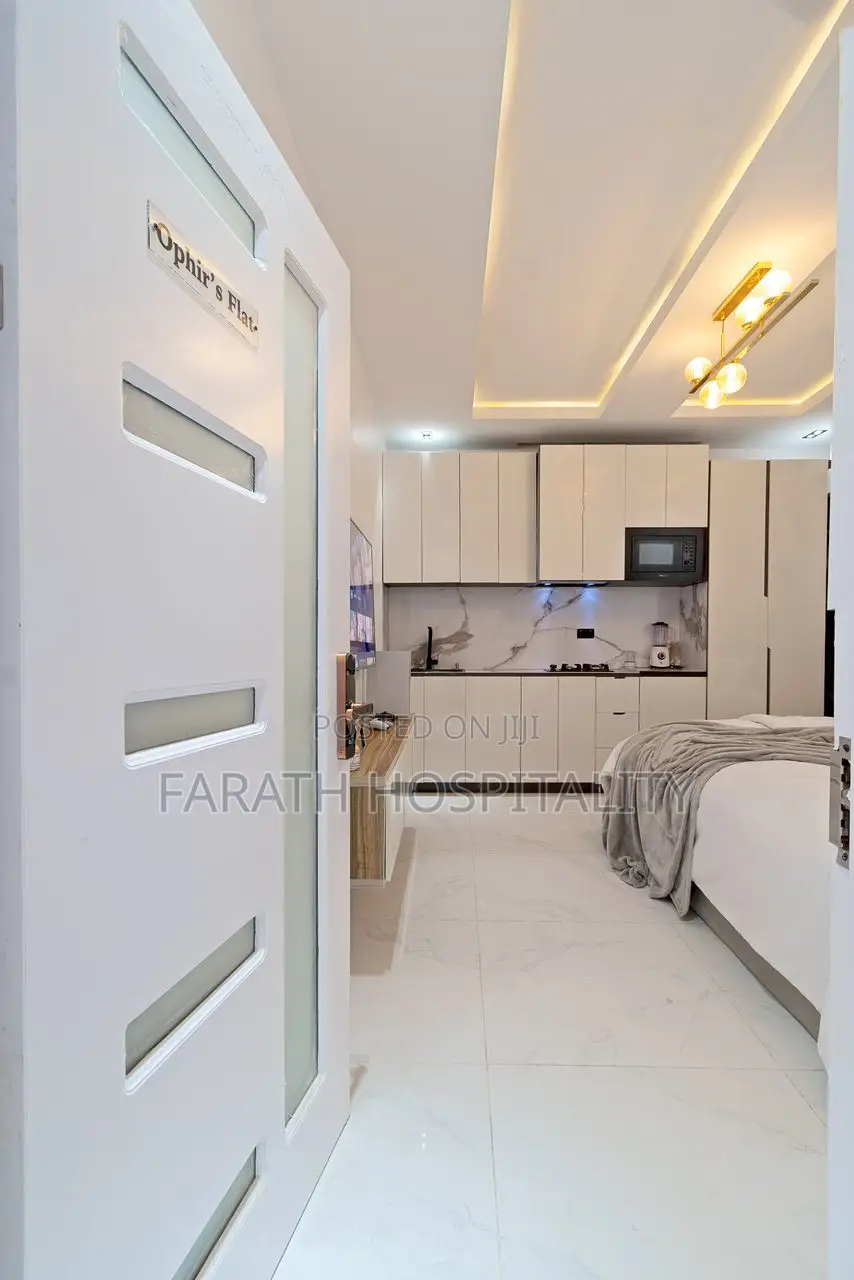 Affordable and Cozy Studio Apartment at Chevron Lekki
