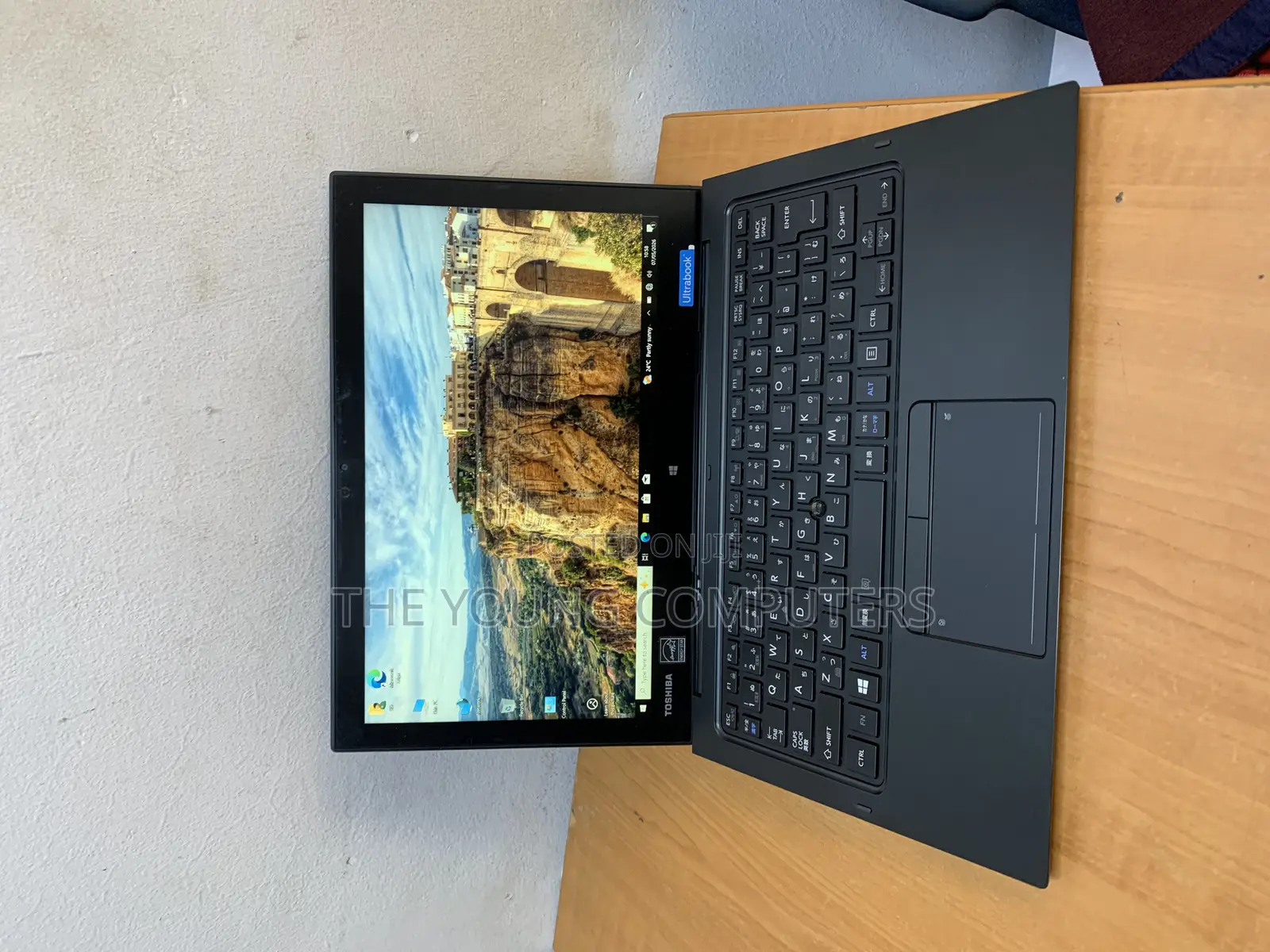 Laptop Toshiba Dynabook R634/M 4GB Intel Core M SSD 128GB