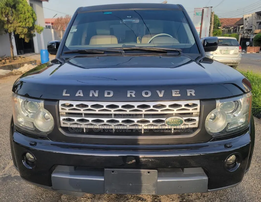 Land Rover Discovery 2010 Black