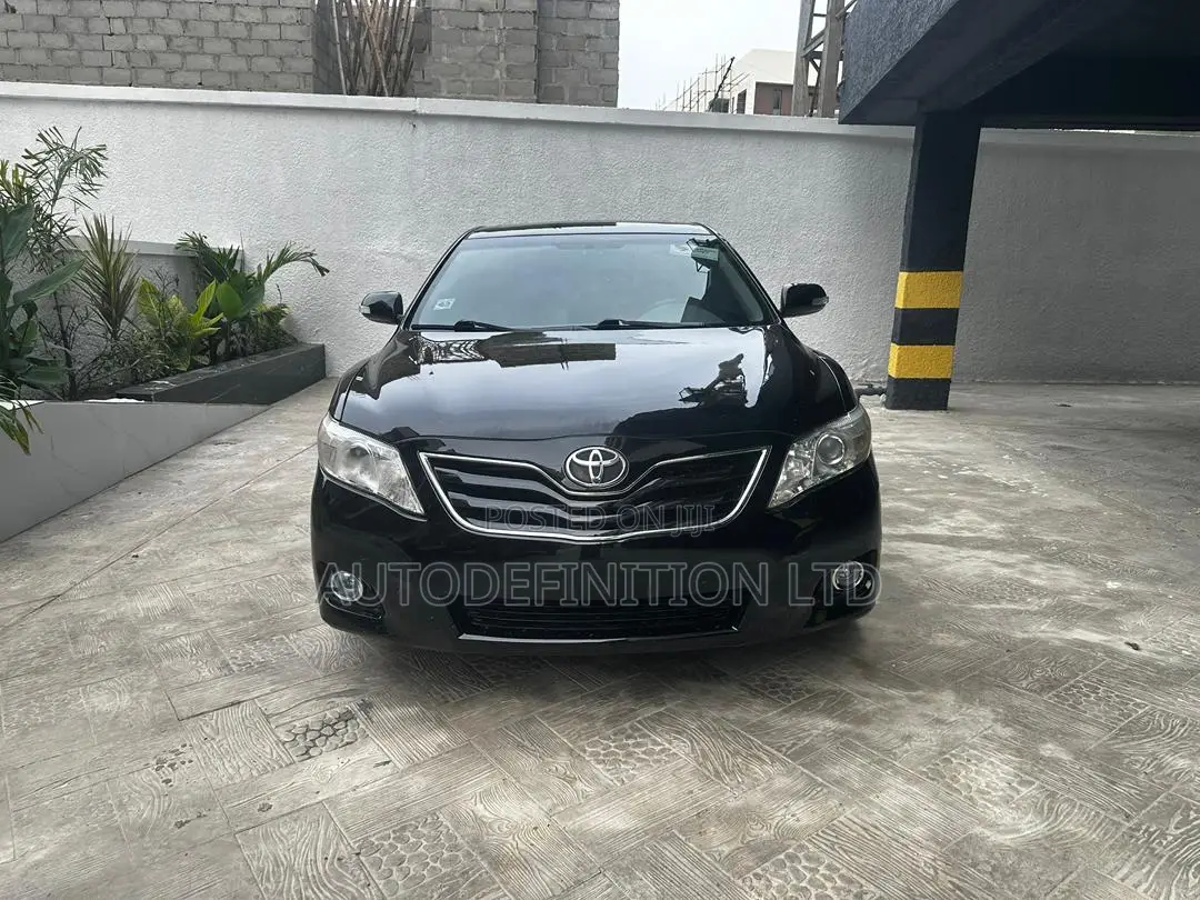 Toyota Camry 2010 Black