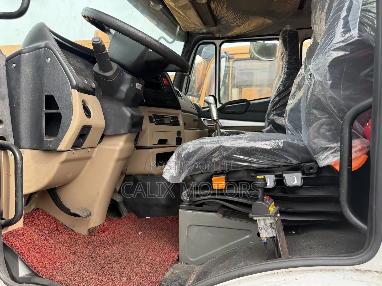 12 Tyres Howo Dump Truck 2020 White