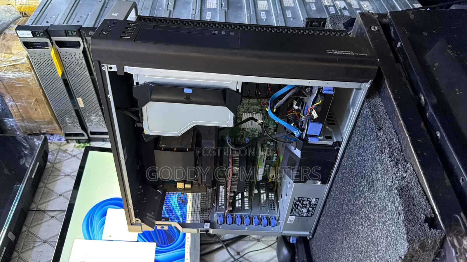 Desktop Computer Dell Precision 5820 32GB Intel Xeon HDD 1T