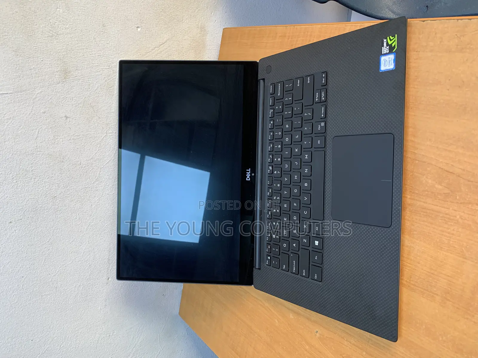 Laptop Dell XPS 15 (9560) 8GB Intel Core i7 SSD 256GB