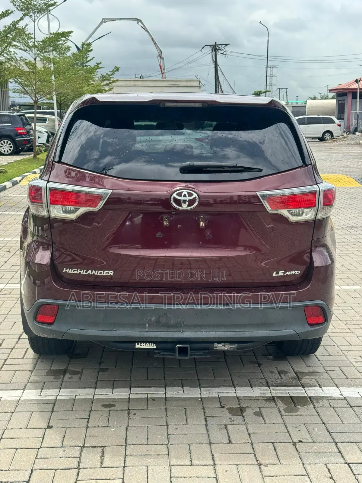 Toyota Highlander LE V6 4x2 (3.5L 6cyl 6A) 2016 Red