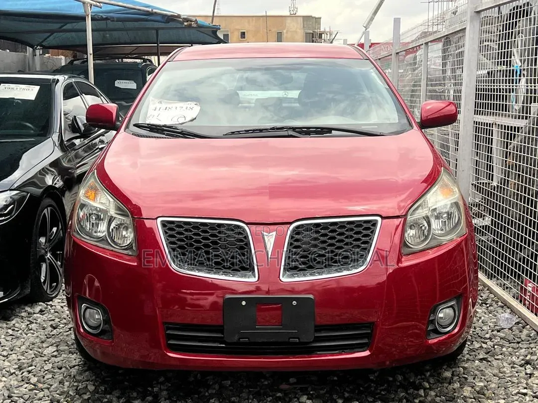 Pontiac Vibe 2010 Red