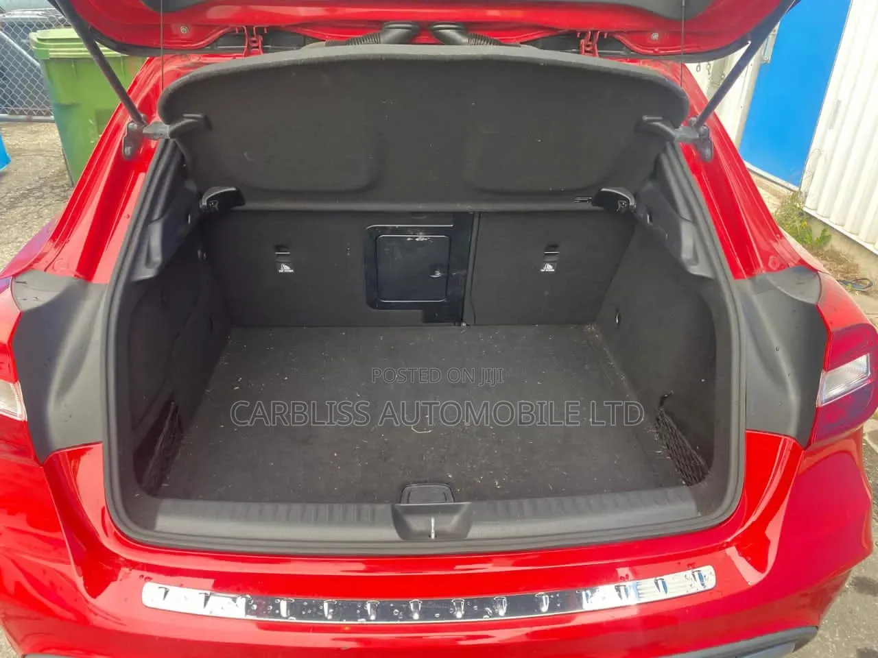Mercedes-Benz GLA 250 2015 Red