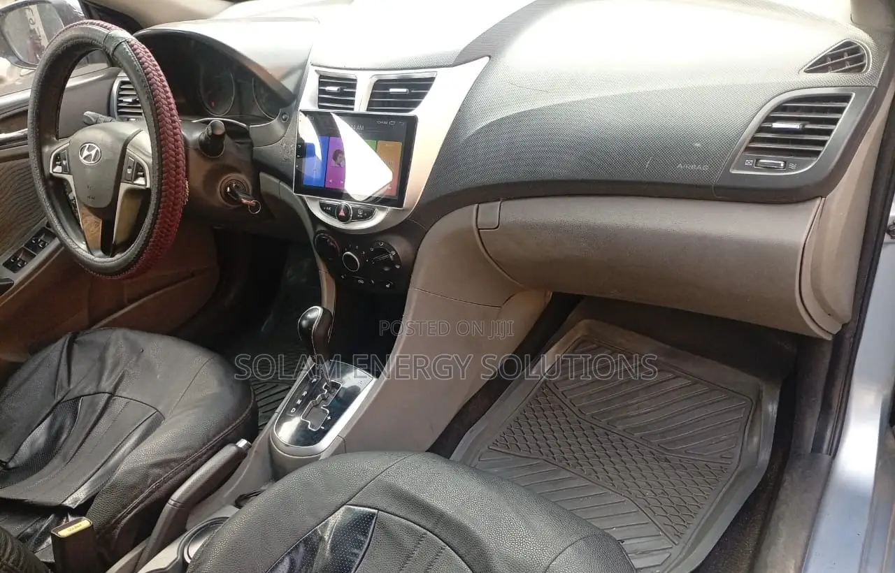 Hyundai Accent 2015 Blue