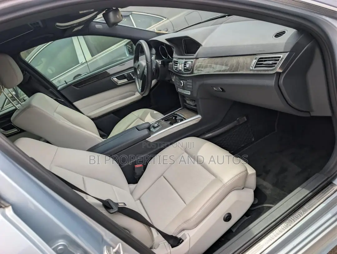 Mercedes-Benz E350 2016 Blue