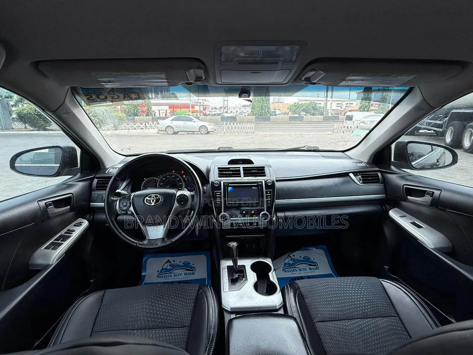 Toyota Camry SE 4dr Sedan (2.5L 4cyl 6A) 2013 Black
