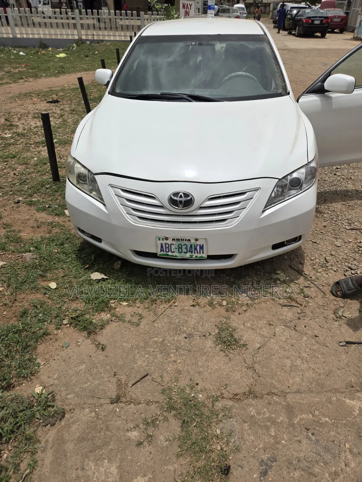 Toyota Camry LE 4dr Sedan (2.4L 4cyl 5A) 2008 White