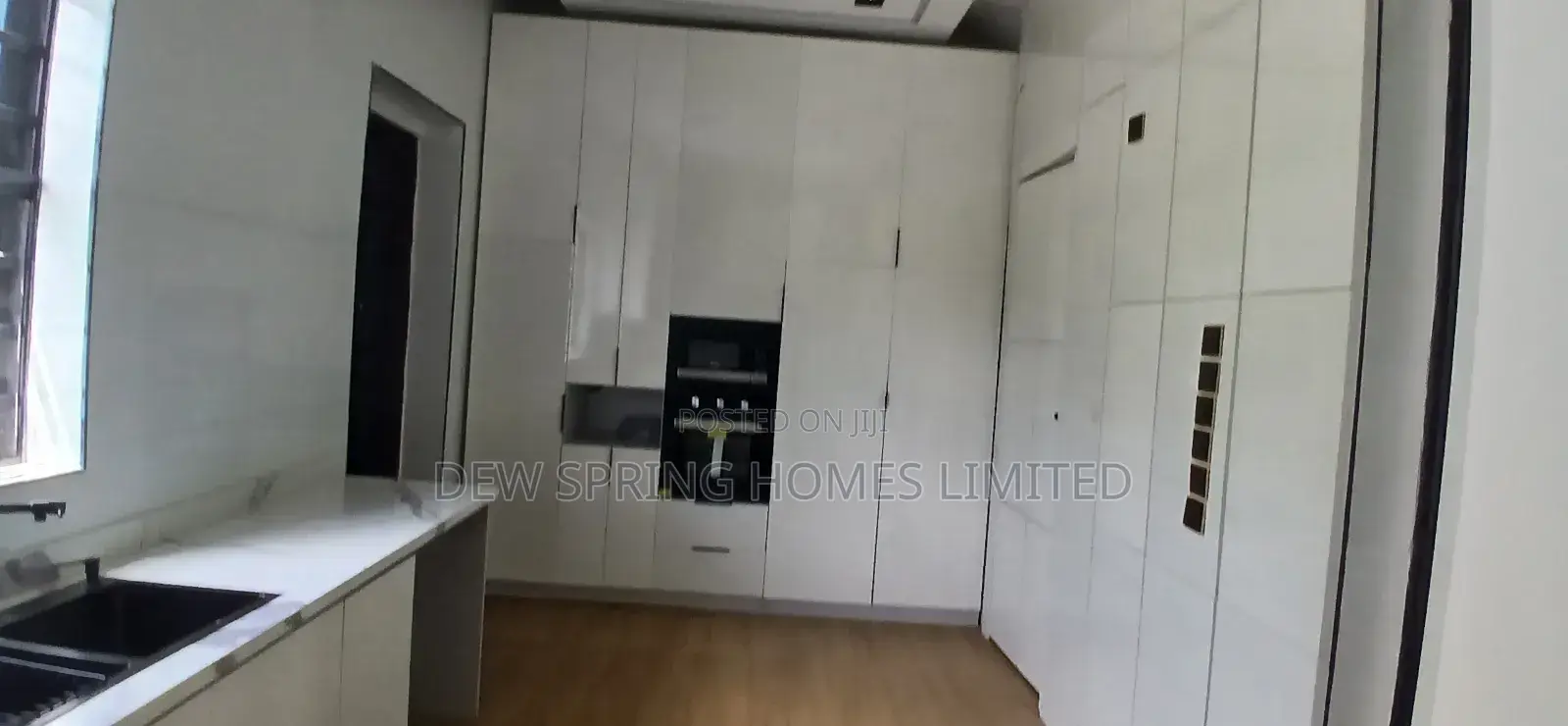 5bdrm Duplex in Harise Drive, Vgc for sale
