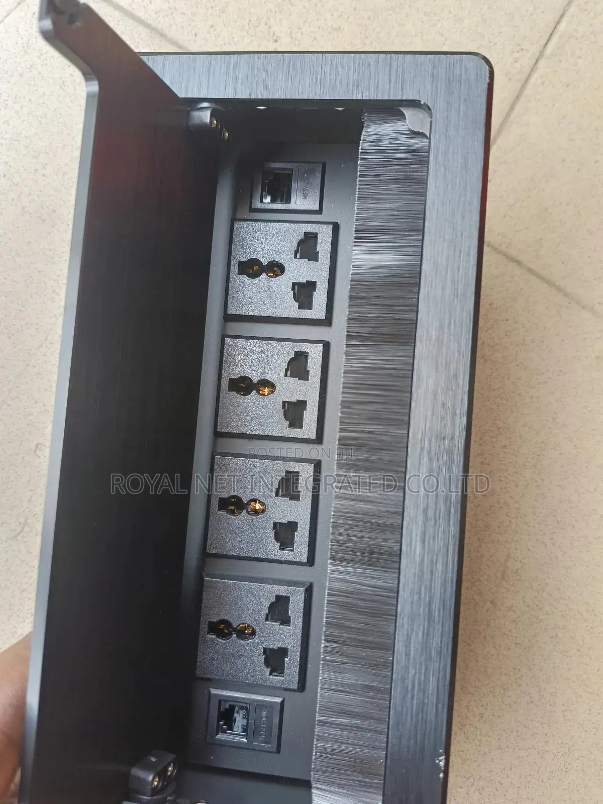 Table Box With Data and Power