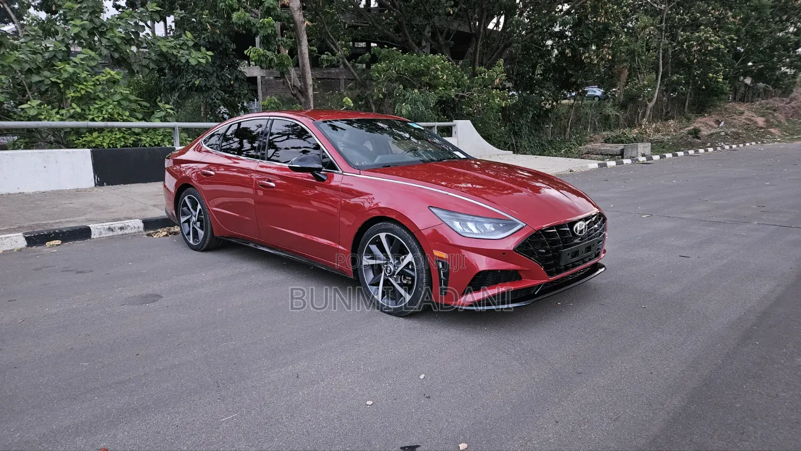 Hyundai Elantra SE 2021 Red