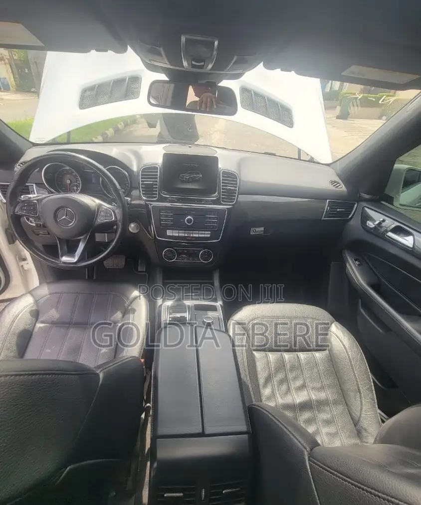 Mercedes-Benz GLE-Class 2018 White