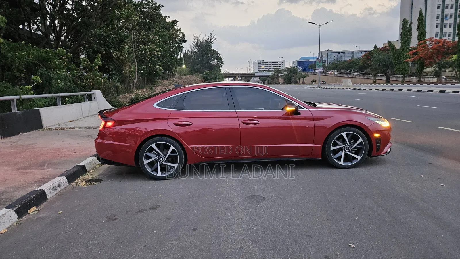 Hyundai Elantra SE 2021 Red