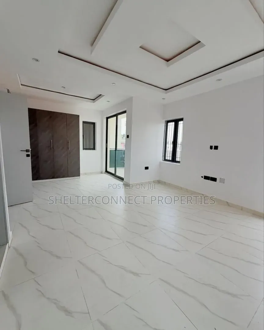 4bdrm Duplex in Ikorodu Garage for sale