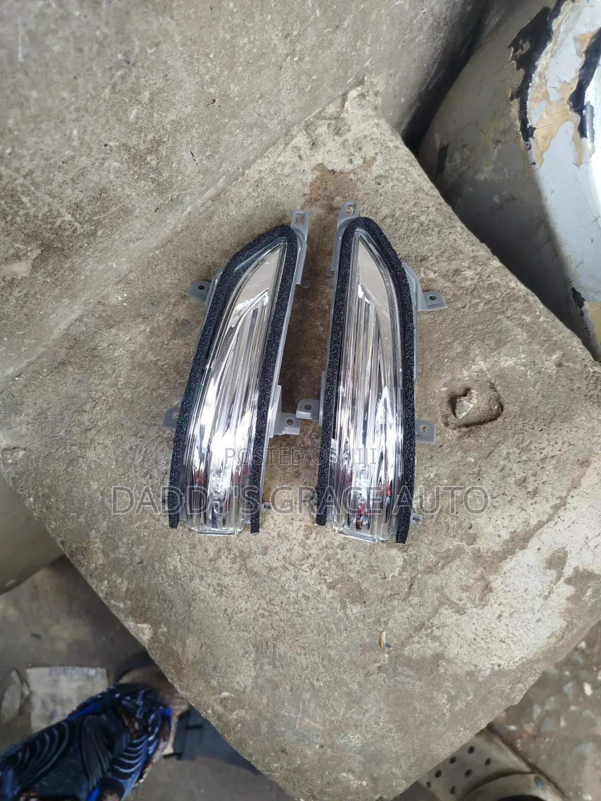 Lexus Gx460/Lx 570 Side Mirror Pointers
