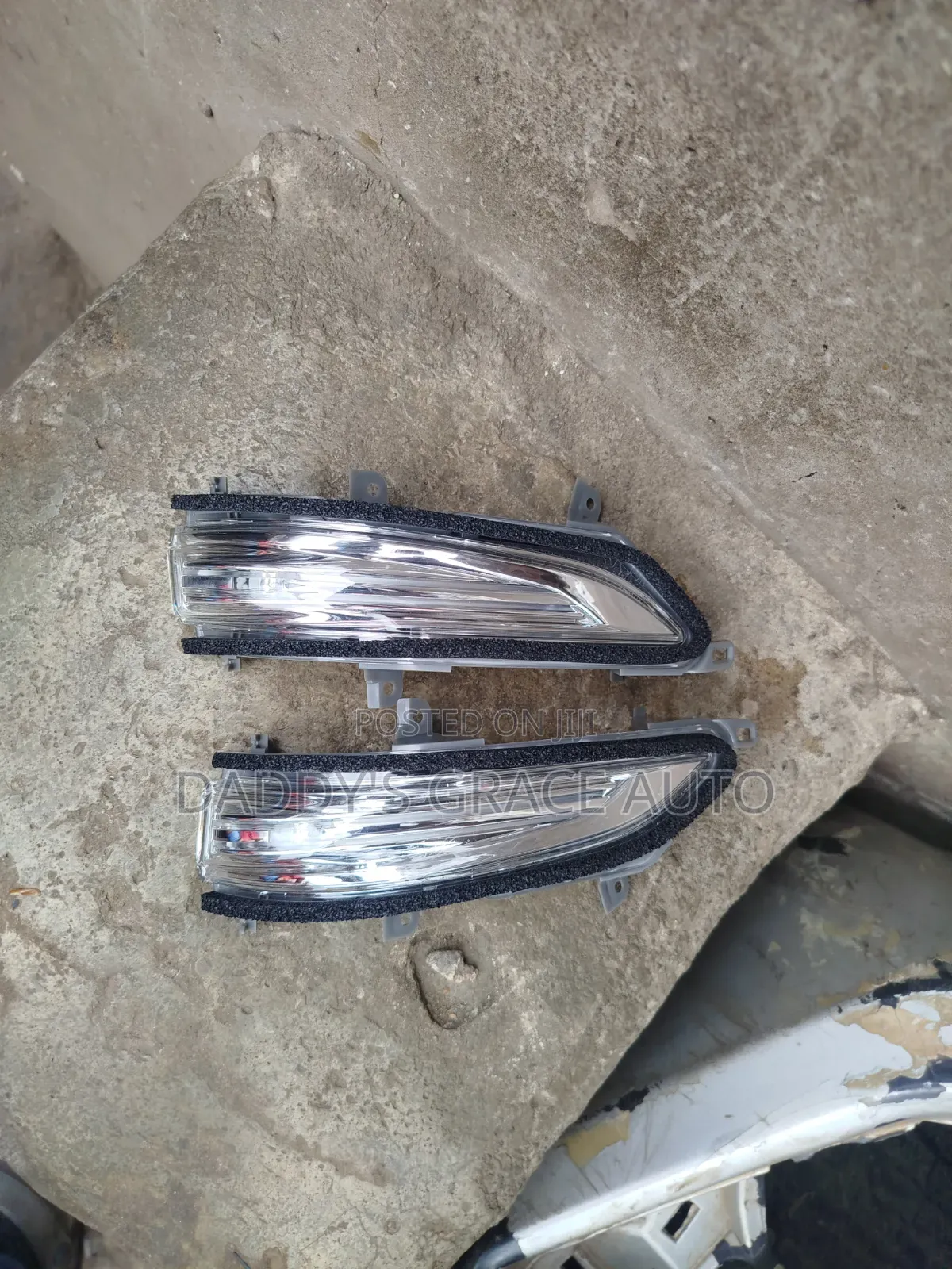 Lexus Gx460/Lx 570 Side Mirror Pointers