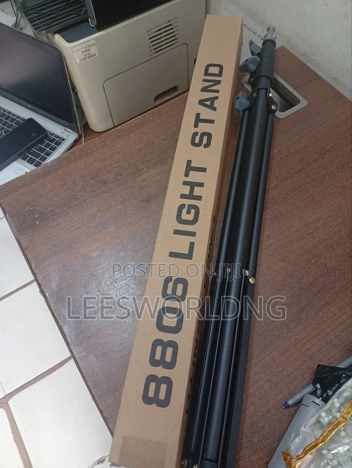 Heavy Duty Tripod Stand