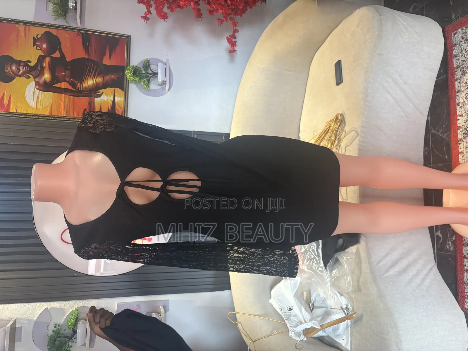 Black Short Gown for Queens